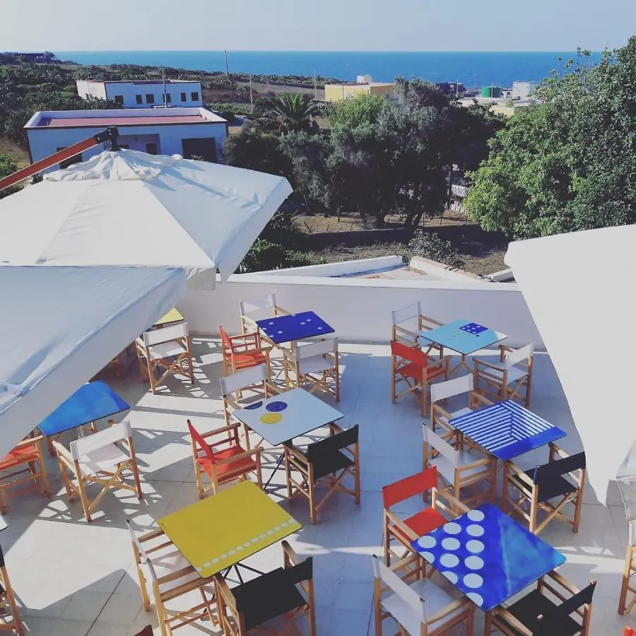 Hotel Pelaghea Linosa 3*,  İtalya